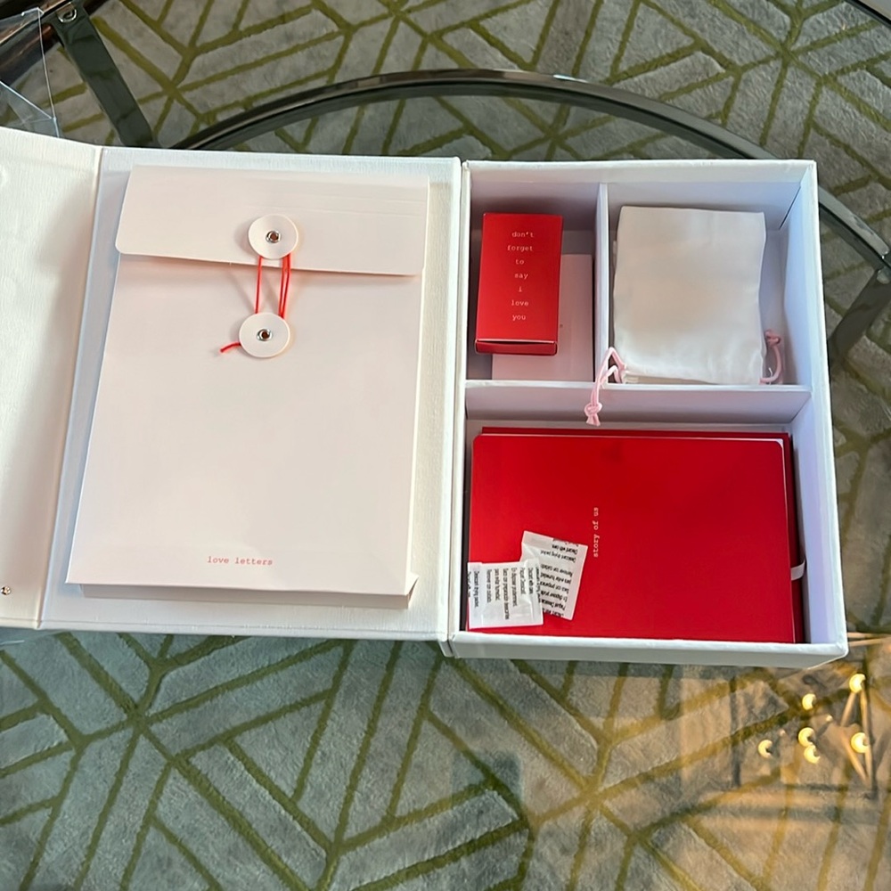 Love keepsake box